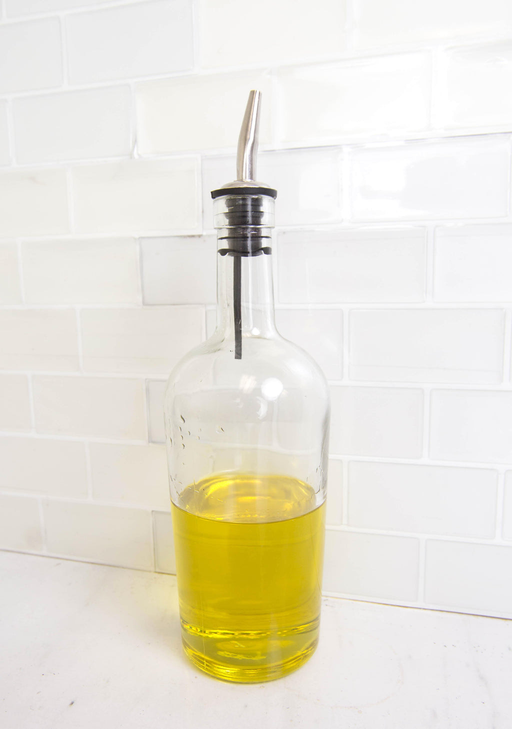 Home Basics Round Olive Oil Bottle Dispenser, Clear, 18.6 Ounces 