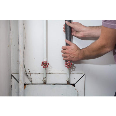 6 of 7:Duck Brand Insulating Foam Pipe Covers, 0.75-Inch by 3-Feet, Pack of 4 Sticks, 1285241 