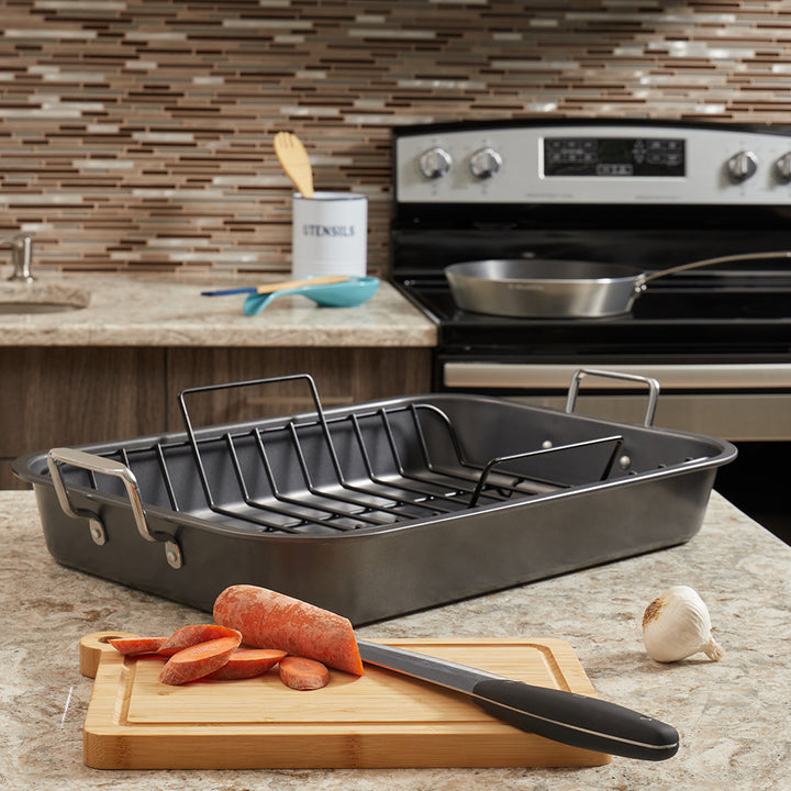 Baker's Secret Non-Stick Roaster with Rack | Mathis Home