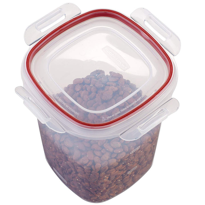 Rubbermaid Lock-Its Food Storage Canister With Easy Find Lid, 15 Cup, –  ShopBobbys