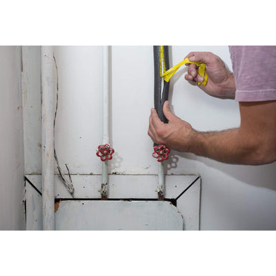 5 of 7:Duck Brand Insulating Foam Pipe Covers, 0.75-Inch by 3-Feet, Pack of 4 Sticks, 1285241 