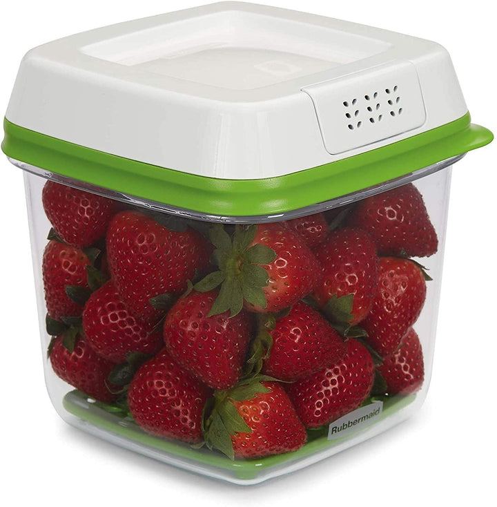 Rubbermaid Fresh Works Produce Saver Food Storage Container, 17.3