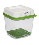 Rubbermaid FreshWorks Produce Saver Food Storage Container, Medium, 6.3 Cups